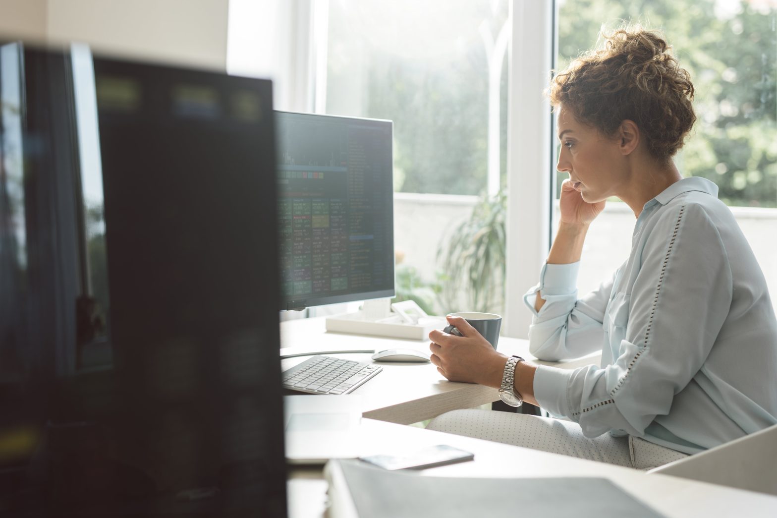 Improving B2B Sales with Emerging Data Technologies and Digital Tools
