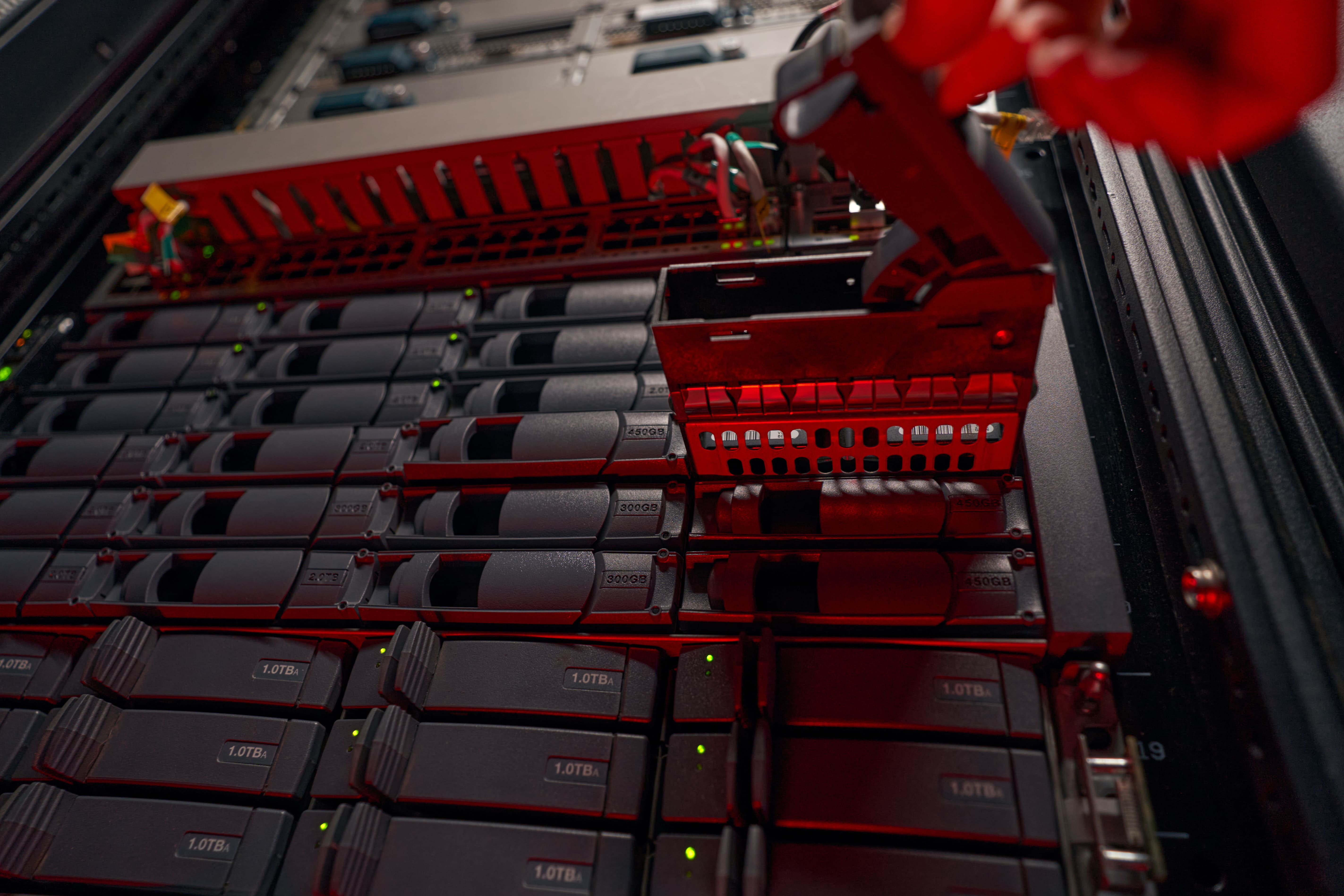 Dell Unity XT: Revolutionizing Hybrid Storage for Modern Workloads