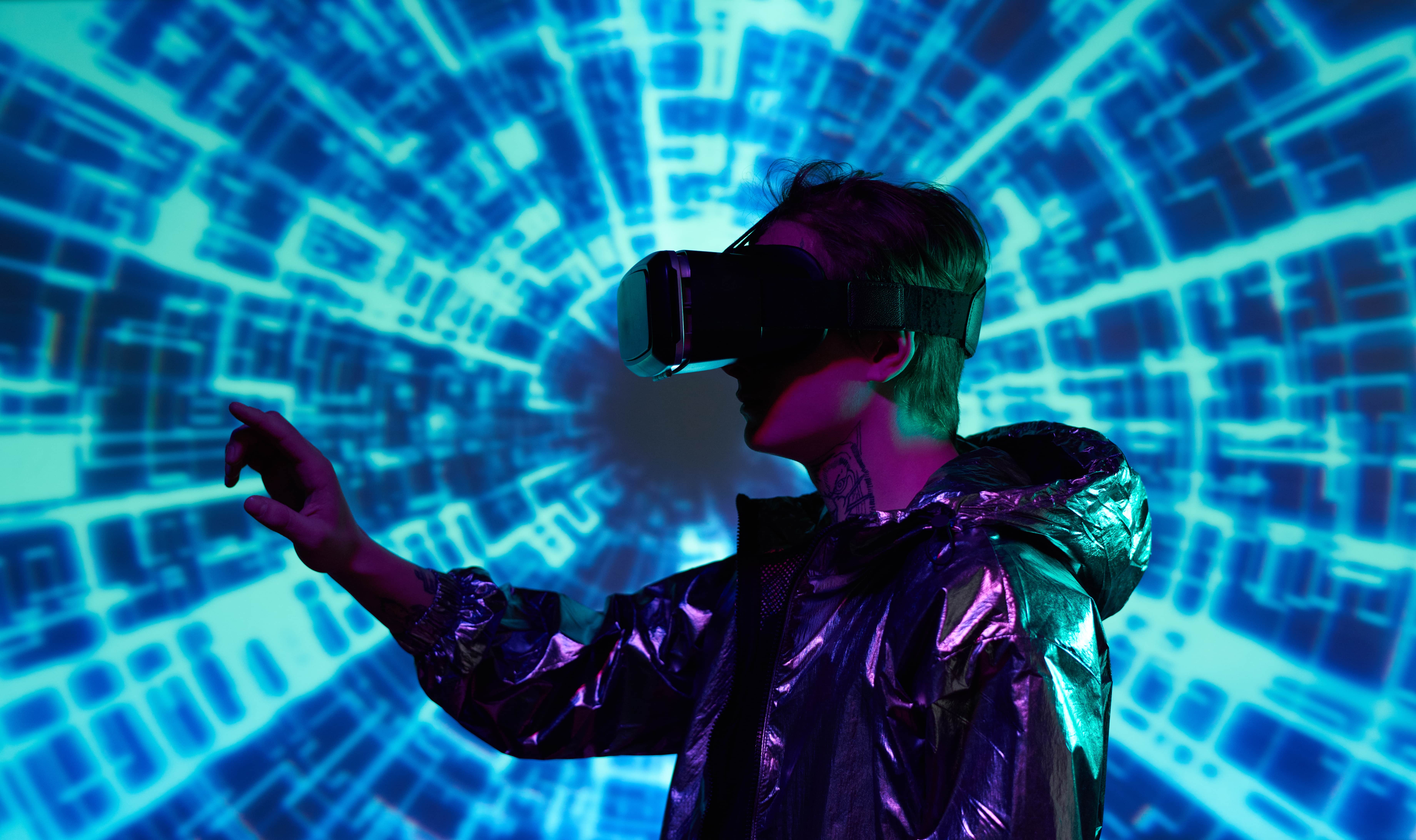 Preparing for the Metaverse: Opportunities and Strategies for B2C Companies