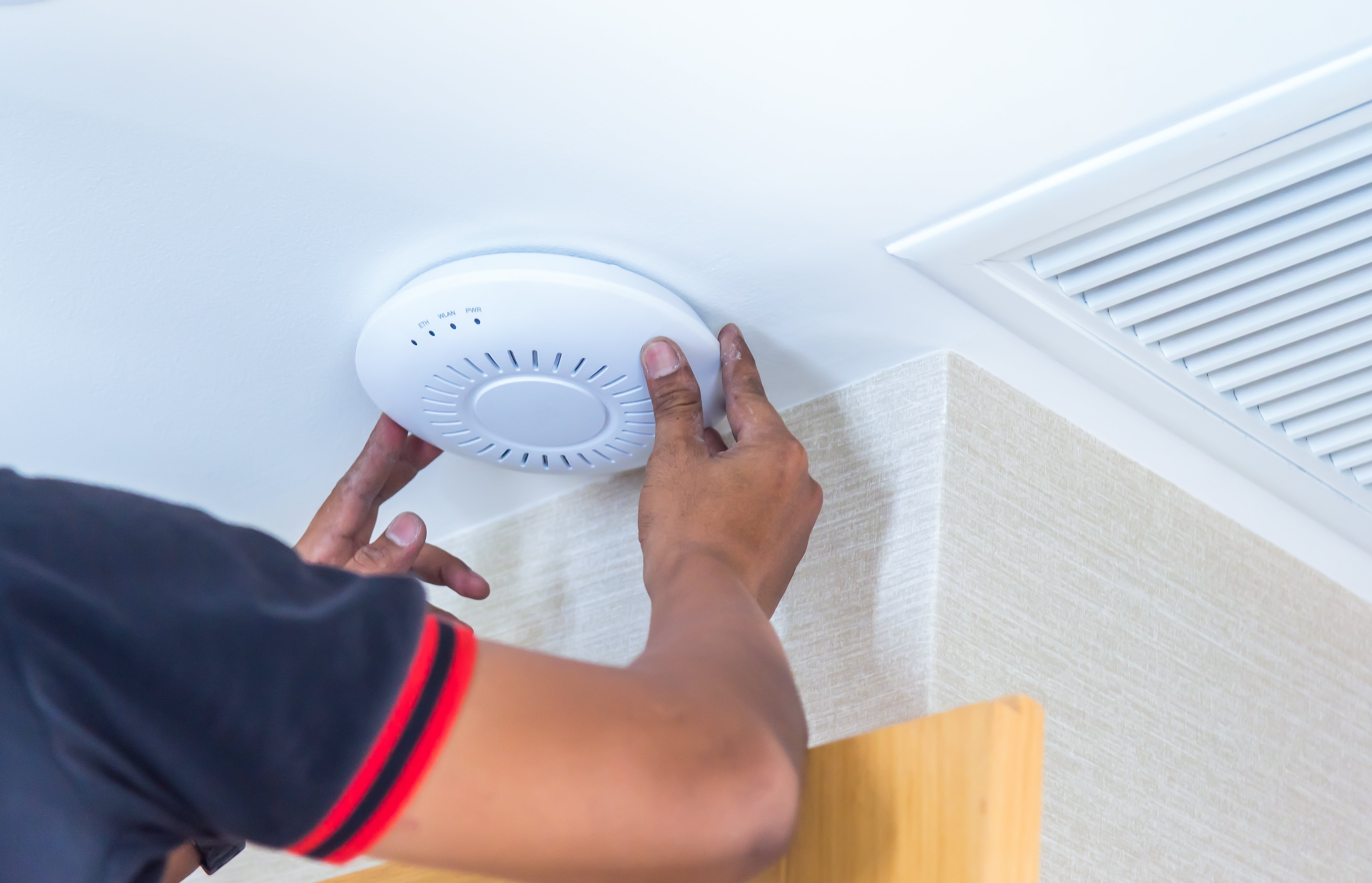 Seize the Future: Uvation Marketplace and Aruba Unite for Next-Level Wireless Performance!