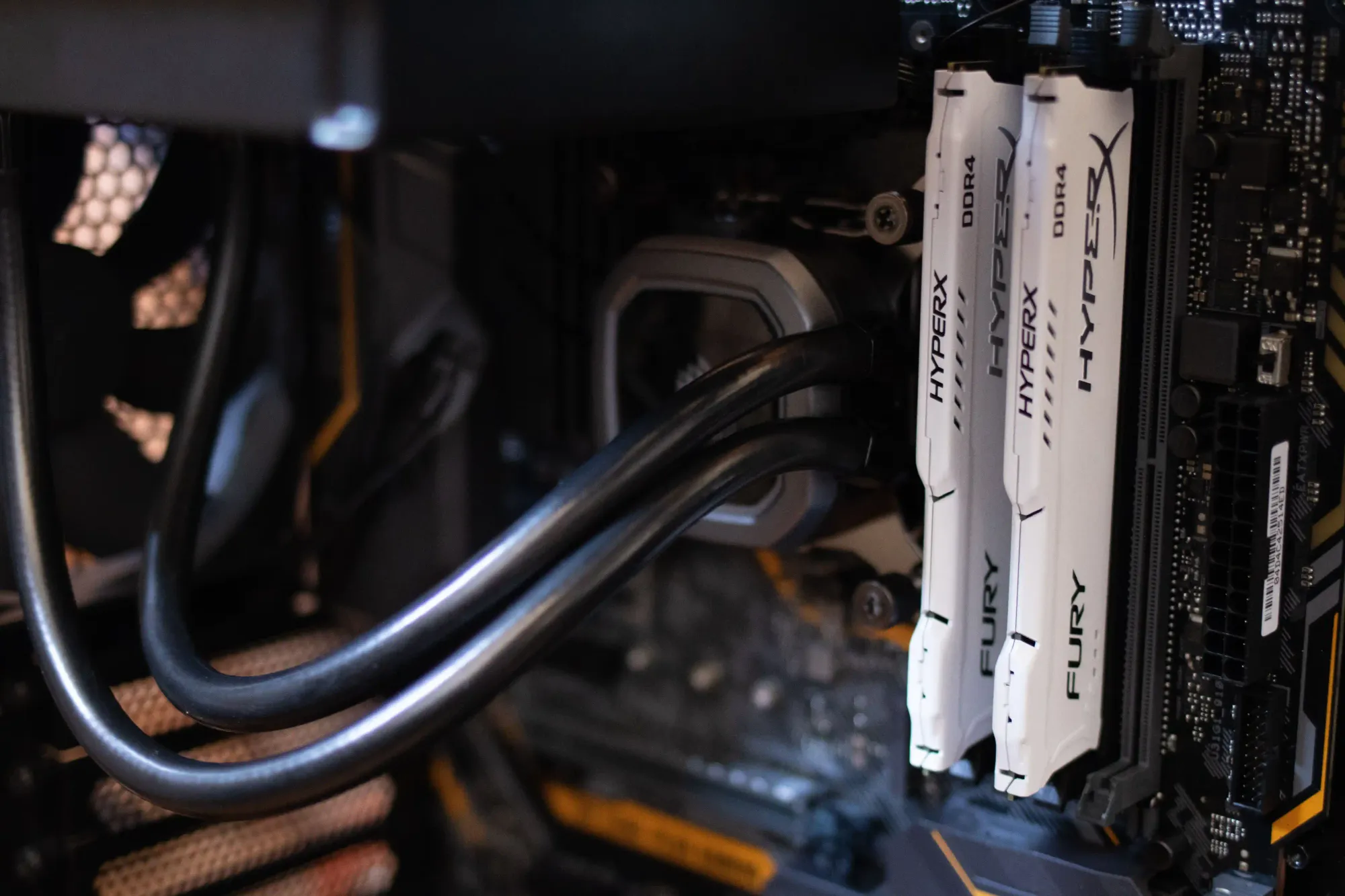 Multi-GPU Server Deployment Best Practices