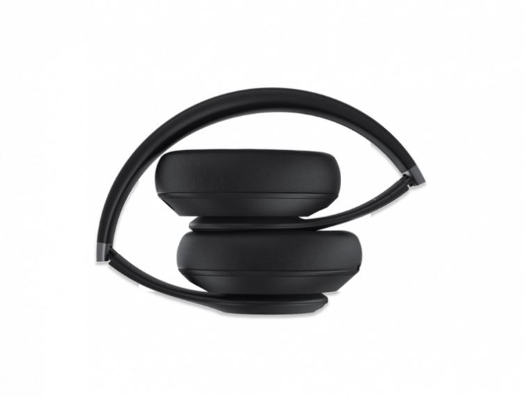 Beats Studio Pro