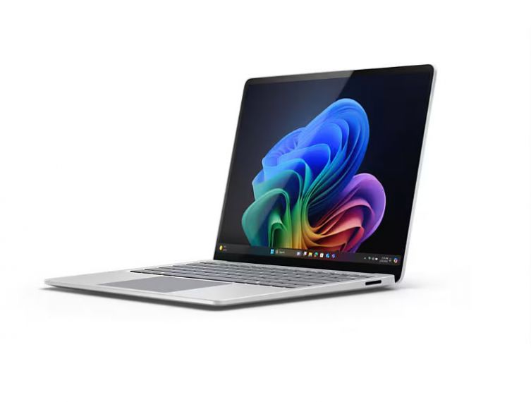 Microsoft Surface Laptop Copilot+ PC 7 Edition (256GB)-Sapphire-13.8inch - 16GB-RAM - Snapdragon® X Plus (10 Core)