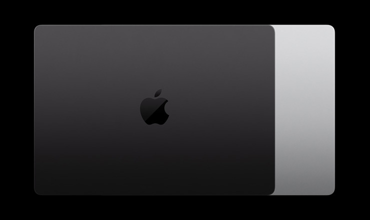 MacBook Pro M4 Chip Display