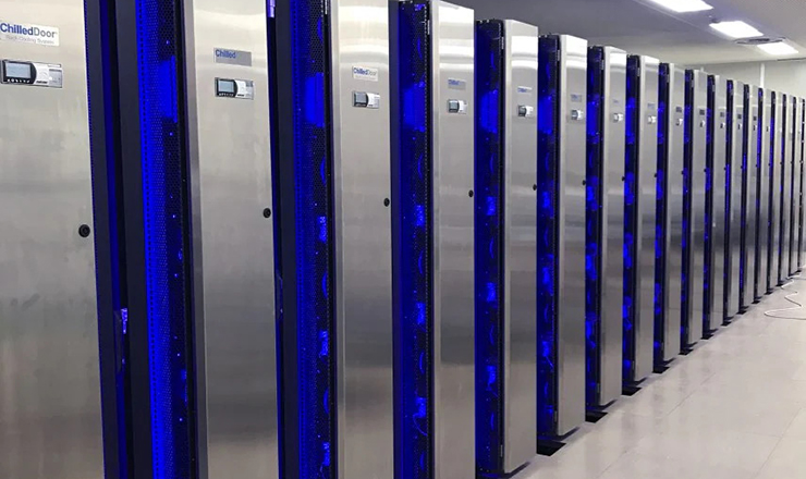 Supermicro SYS-821GE-TNHR Rear View
